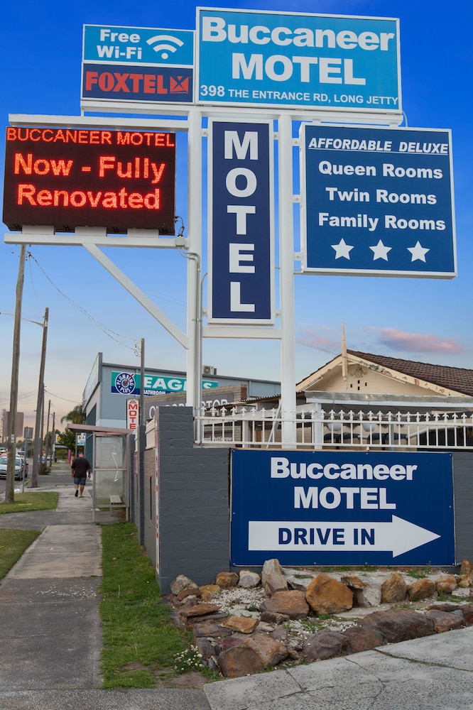 BUCCANEER MOTEL 1/61