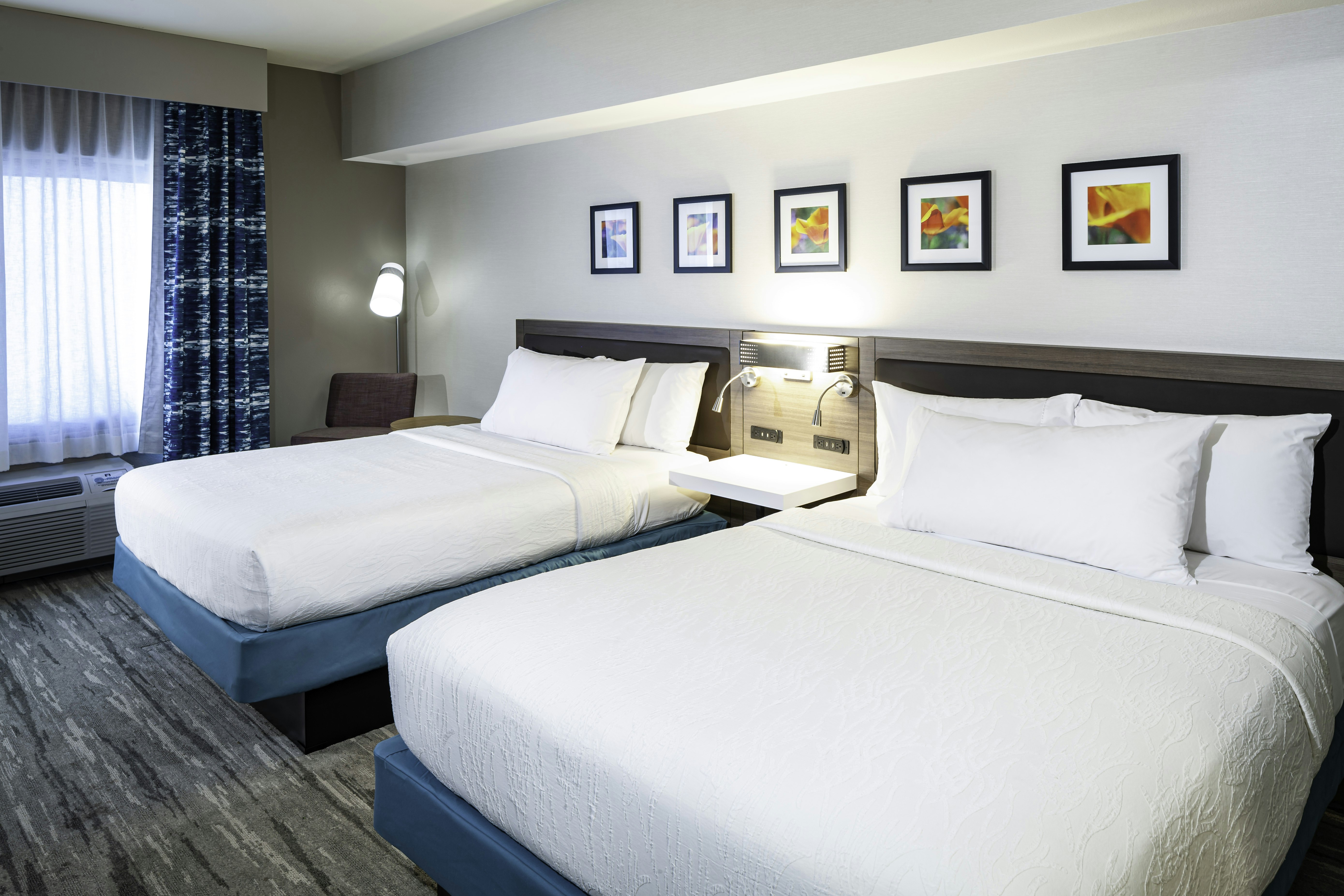Room, 2 Queen Beds, Balcony