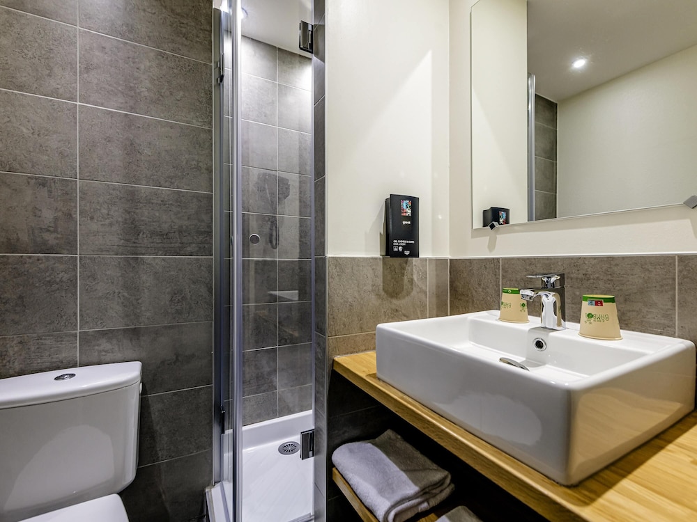 Greet Hotel Bordeaux Floirac Arena 60/62