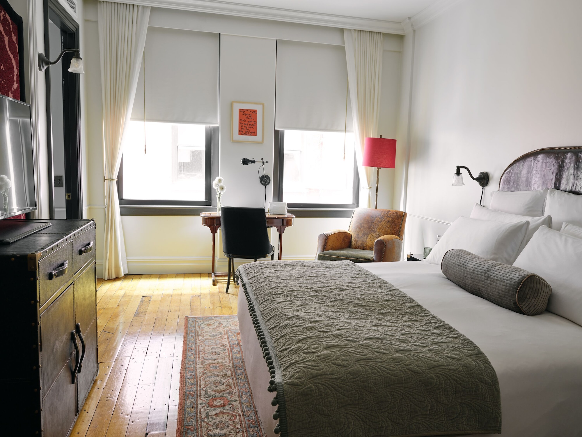 Atrium, Studio, King Bed