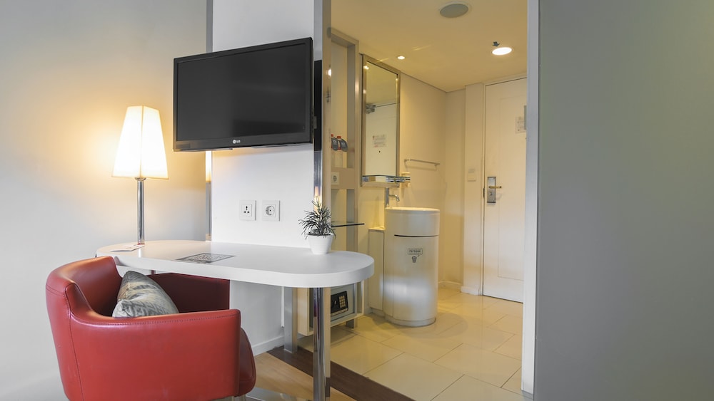 1o1 Urban Jakarta Kelapa Gading the Bnb 63/72