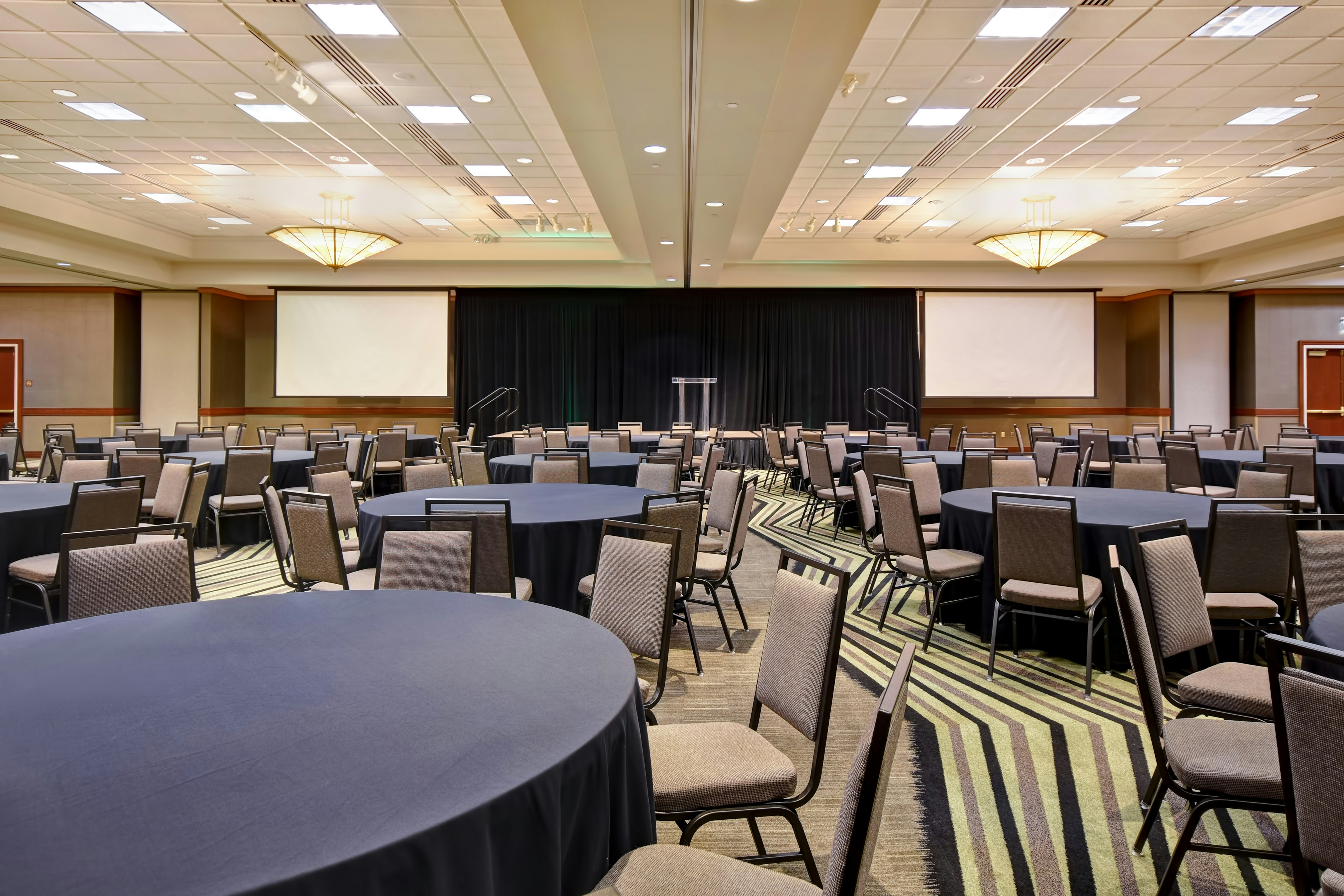Embassy Suites Little Rock 69/79