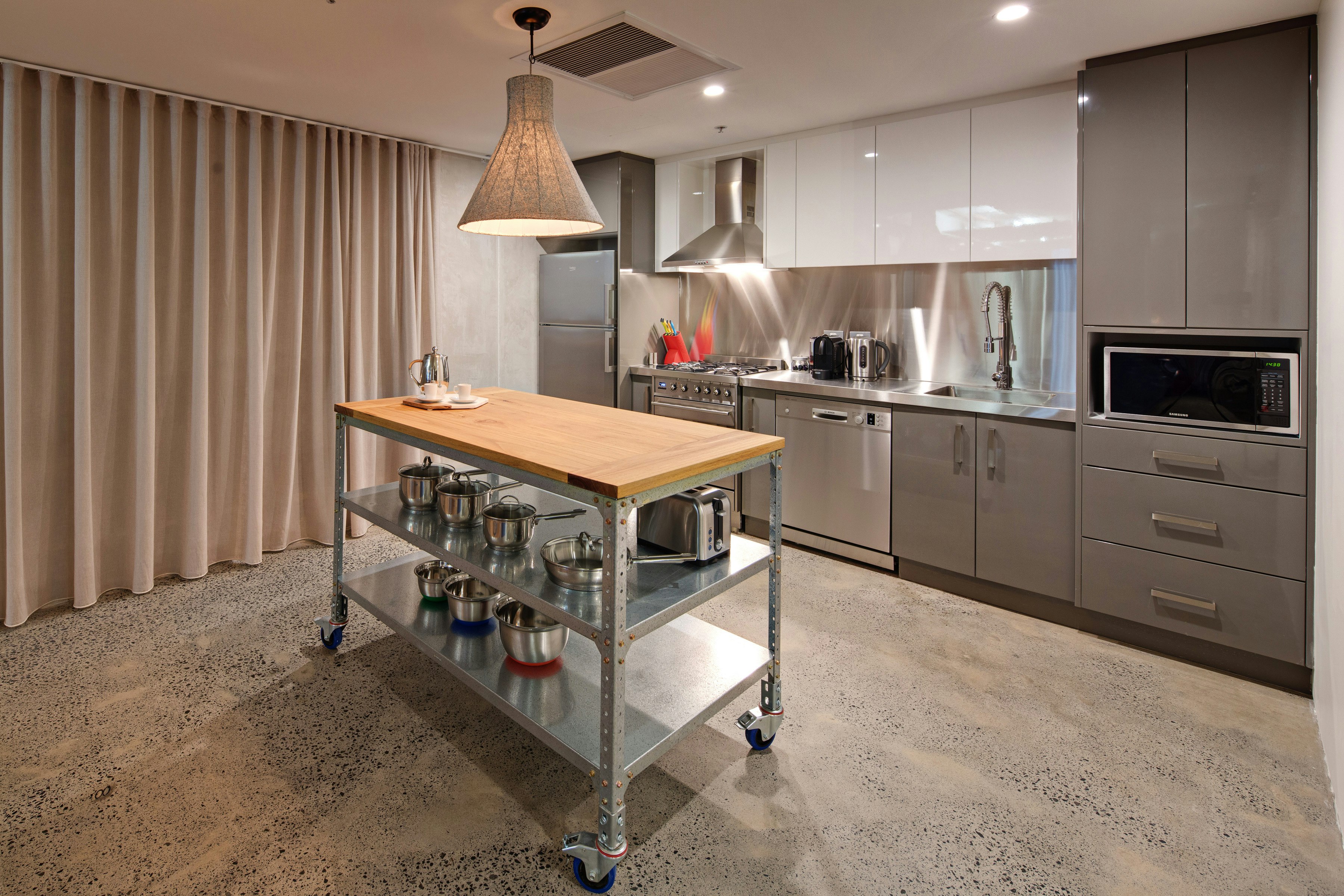 Zara Tower Serviced Apartments 61/78