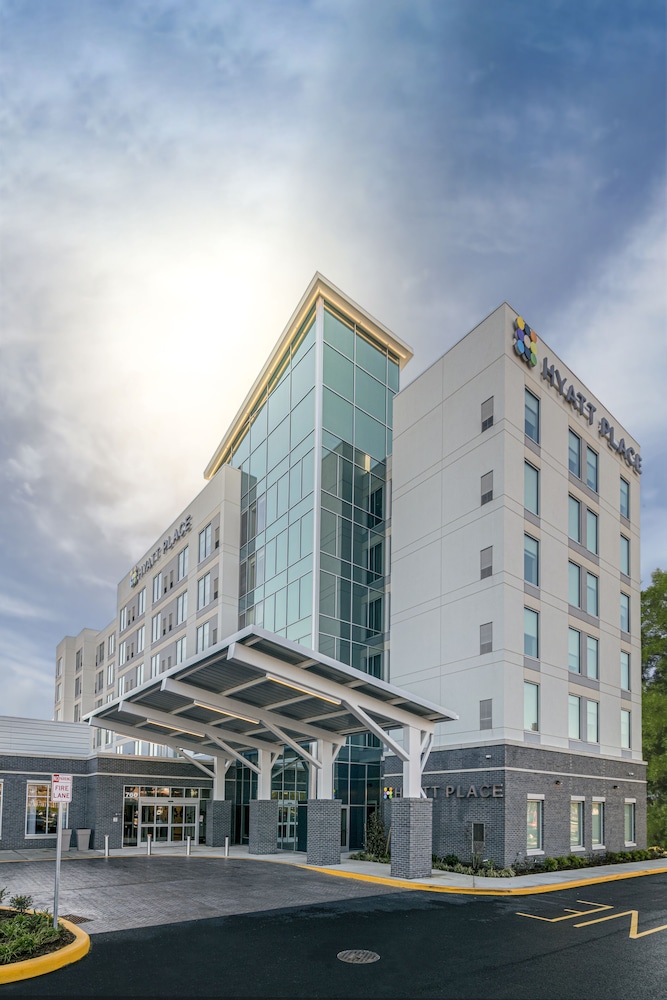 Hyatt Place Wilmington Riverfront 3/66