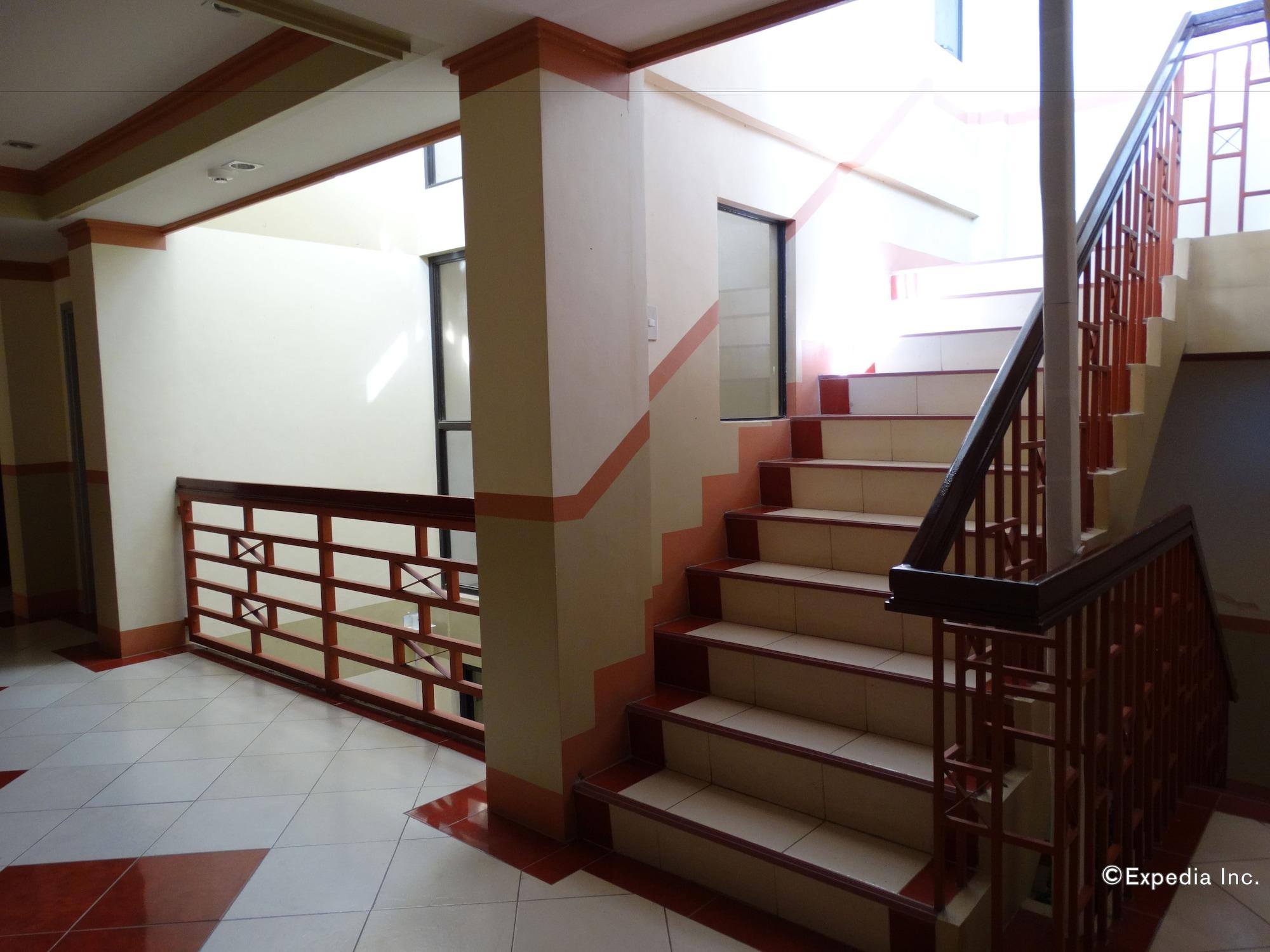 Imperial Ridge Pension House 42/60