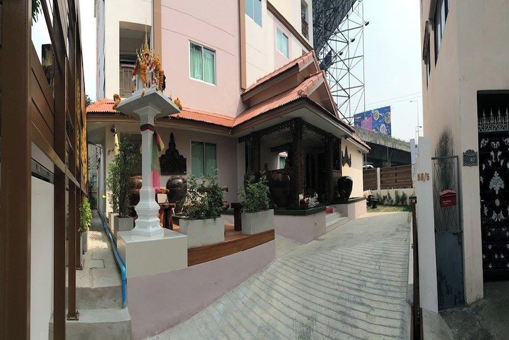 Kim Hostel At Morleng 6/63