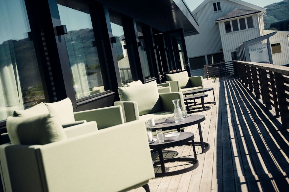 Bjerkvik Hotell 24/32