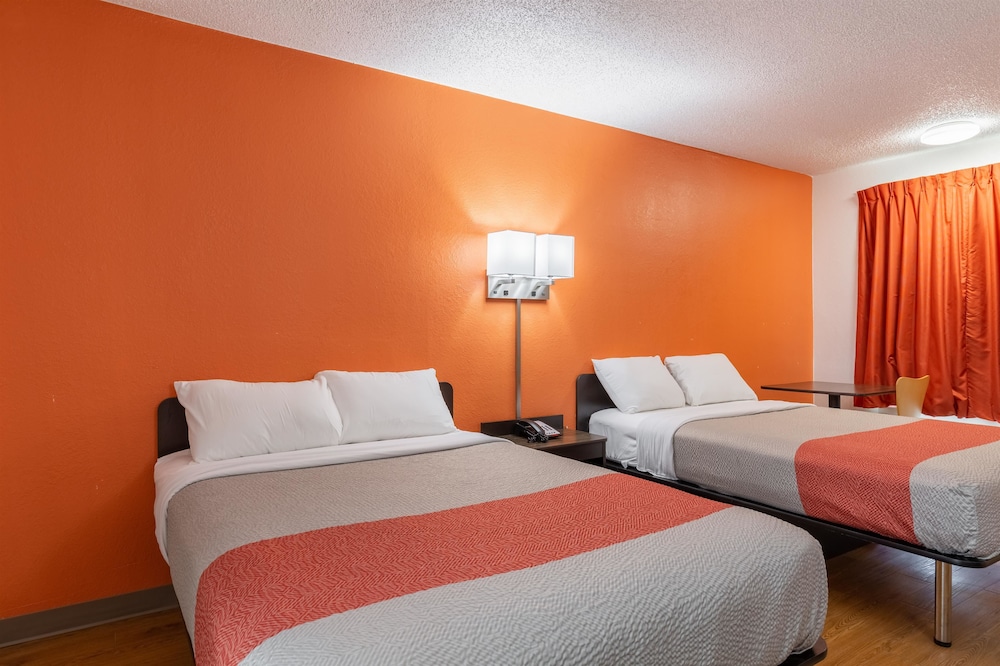 Motel6 Bryan, TX - University Area 18/44