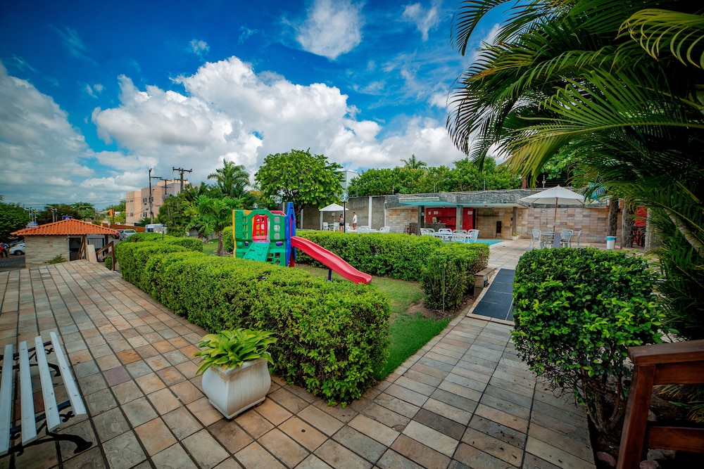 Hotel Tres Palmeiras 23/35