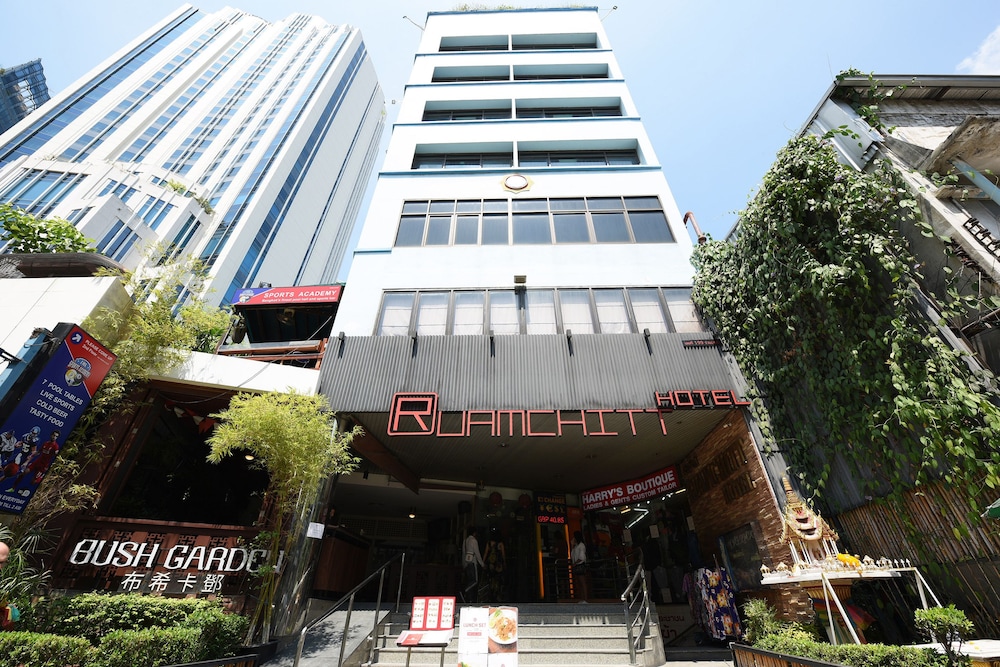 Ruamchitt Plaza Hotel 7/59