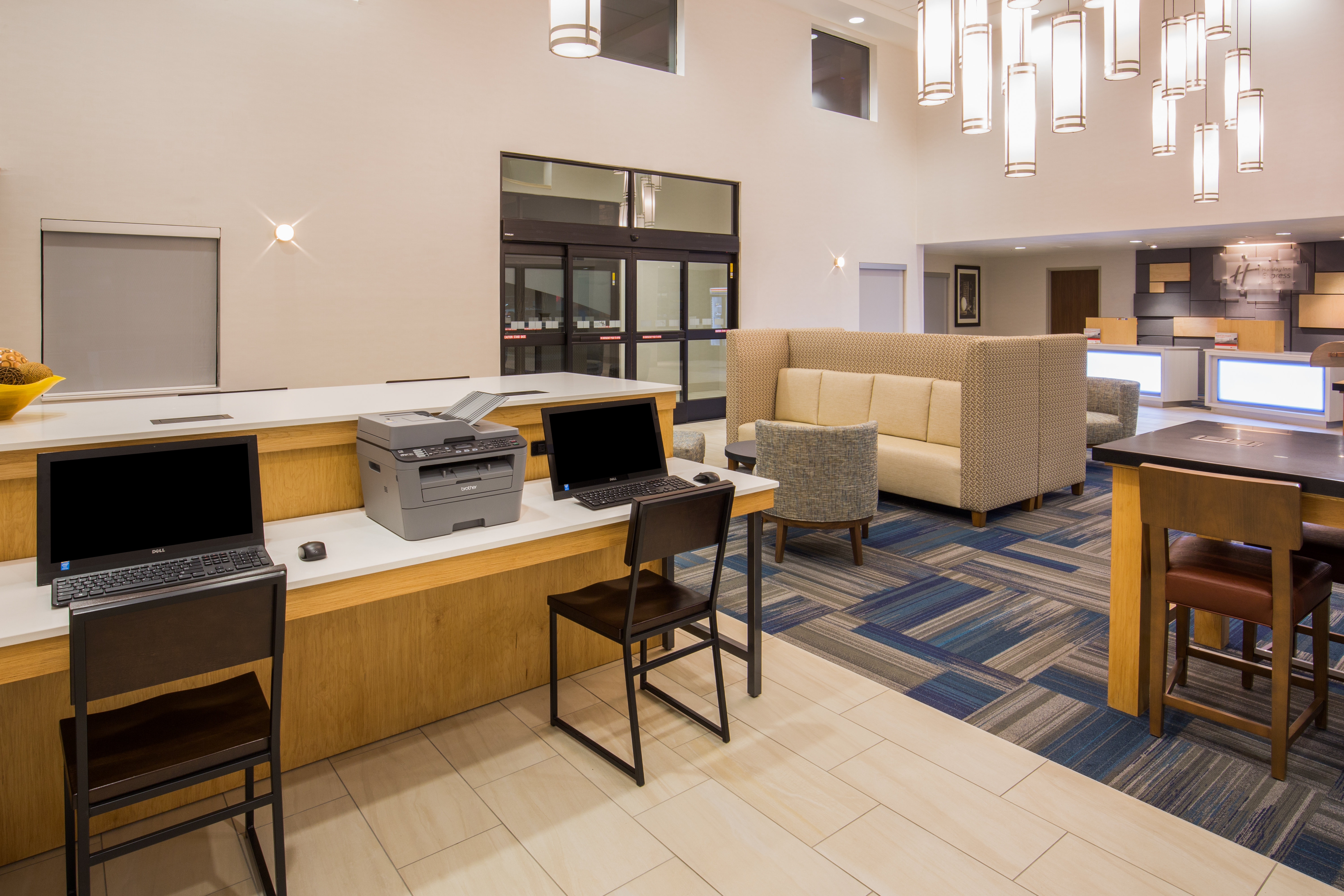 Holiday Inn Express & Suites PAHRUMP 50/61