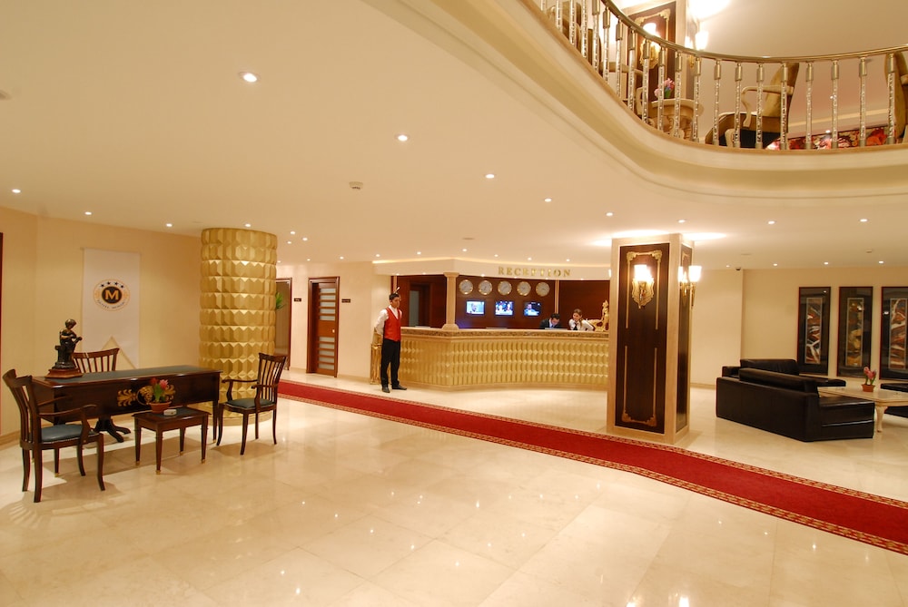Mosaic Hotel 4/65