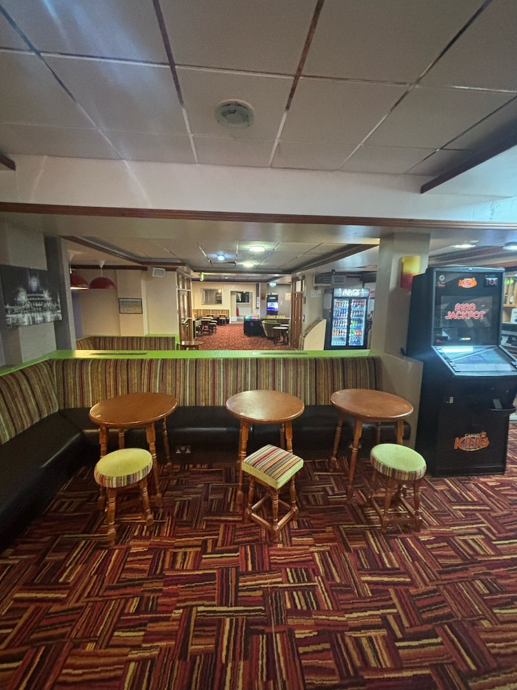 The Lawton Hotel 29/50