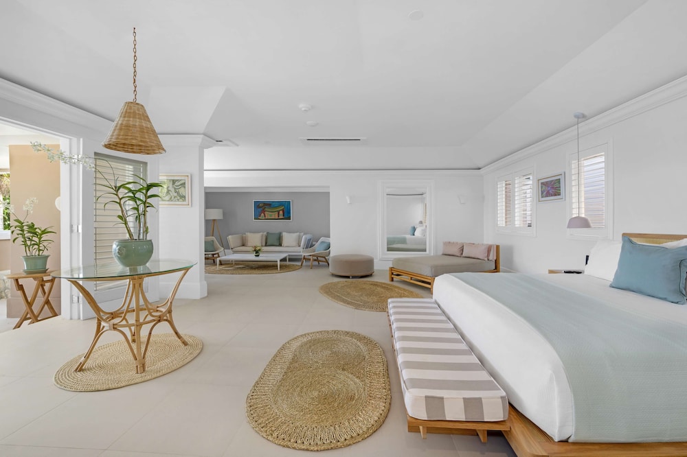 Couples Sans Souci - Adults Only 22/73