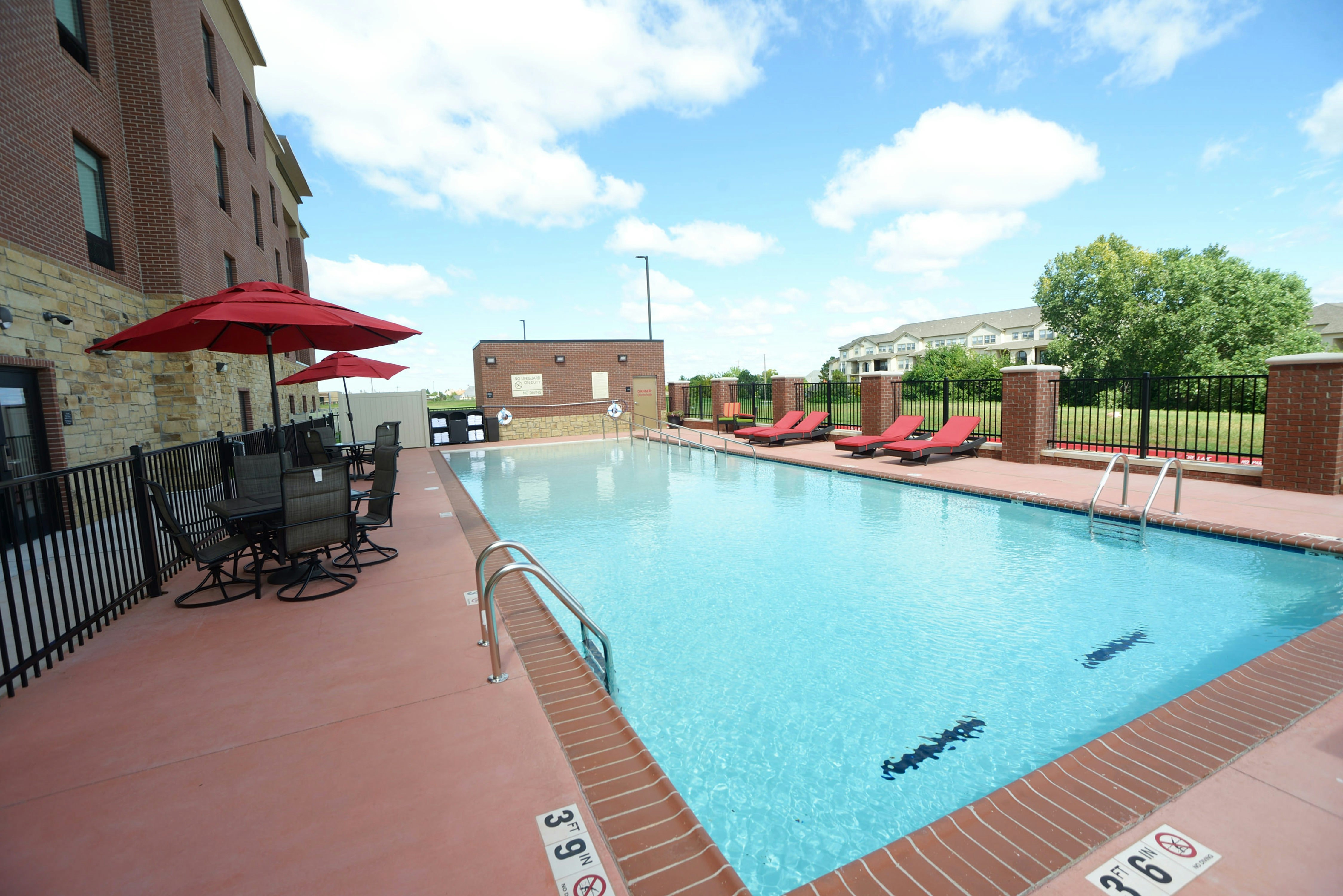 Hampton Inn Suites Oklahoma City Quail Springs Ok 13/31