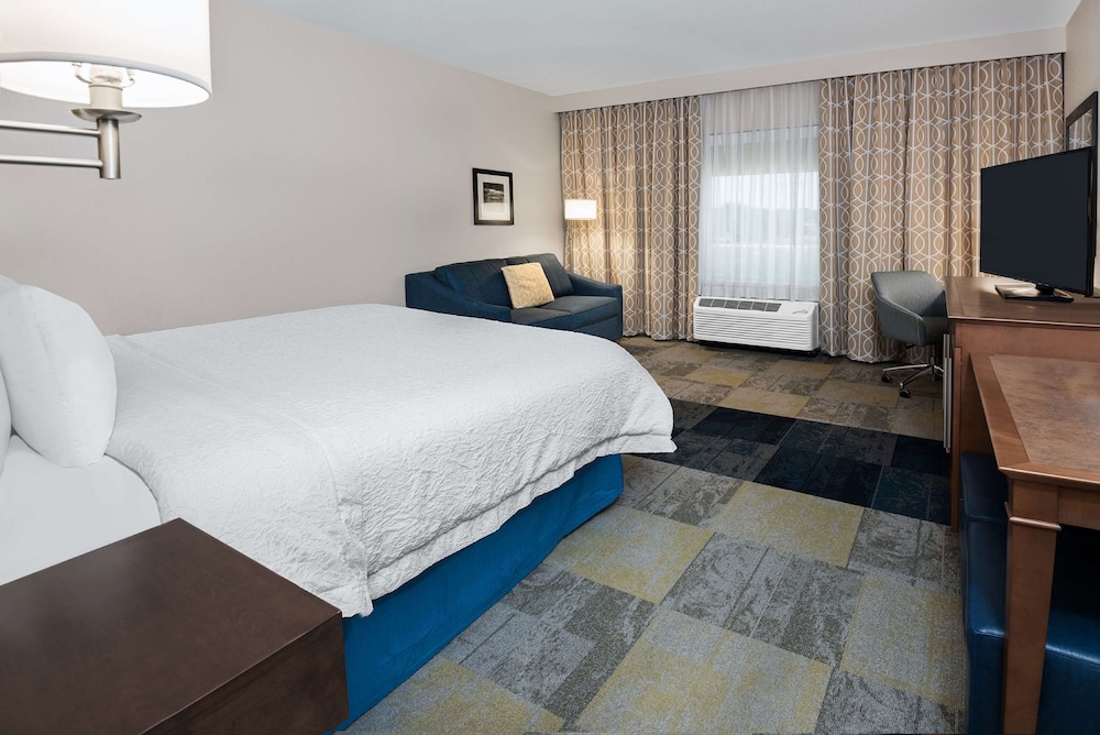 Hampton Inn Suites San Antonio Brooks City Base Tx 10/37