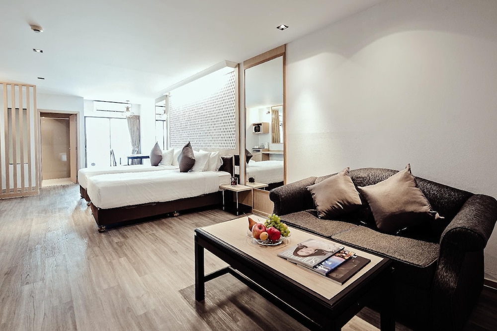 Three Sukhumvit Hotel Sha Plus Certified 51/70