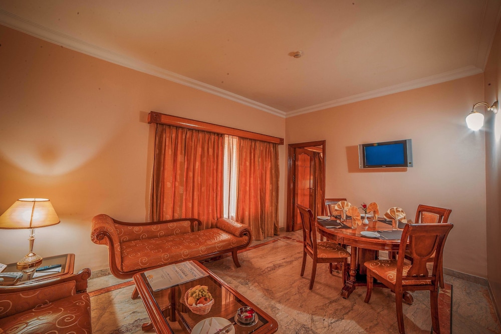 HOTEL RAJ PARK(FORMELY -RAMADA RAJ PARK INN) 42/63