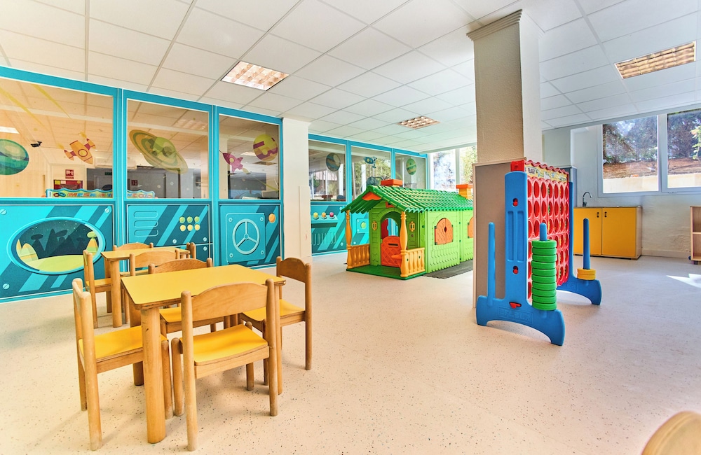Leonardo Royal Ibiza Santa Eulalia 38/50