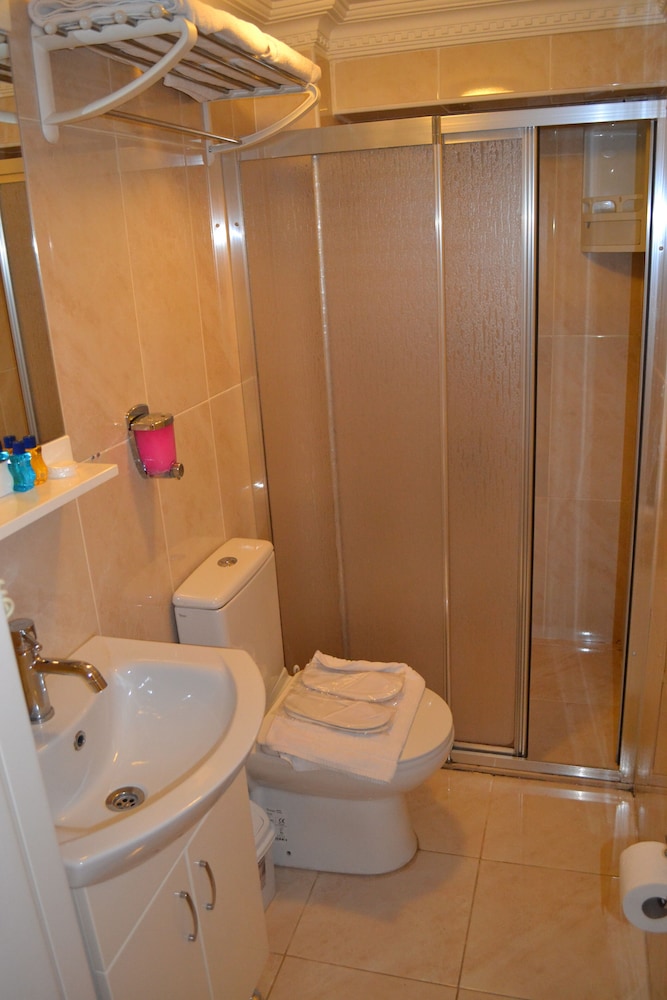 Grand Fatih Hotel 43/45