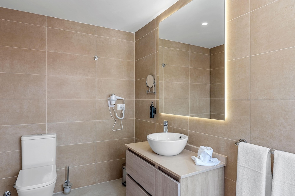 Wyndham Residences Golf del Sur 80/82
