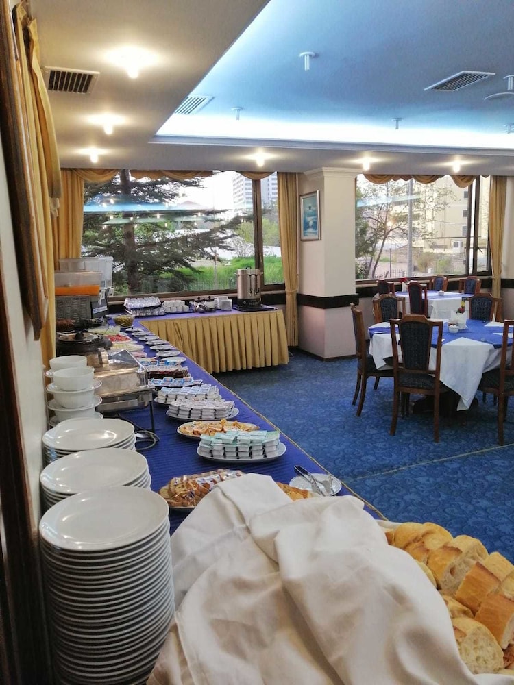 Hotel Akyuz 31/50