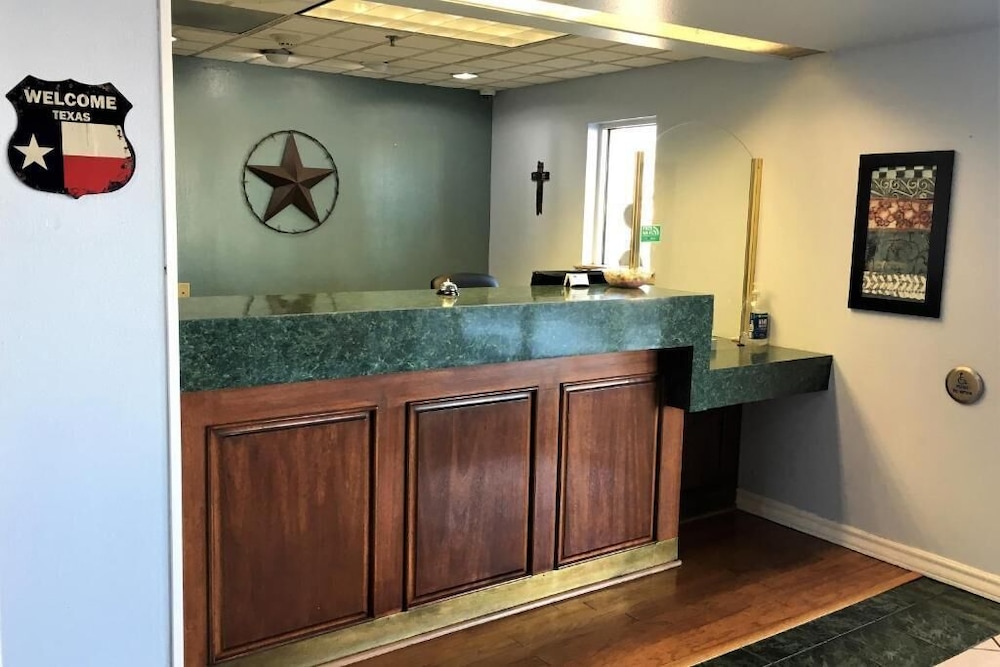 Americas Hotel El Paso Medical Center 2/25