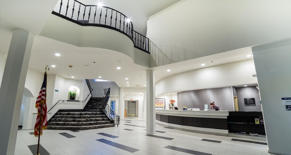 Best Western Posada Royale Hotel & Suites 7/50