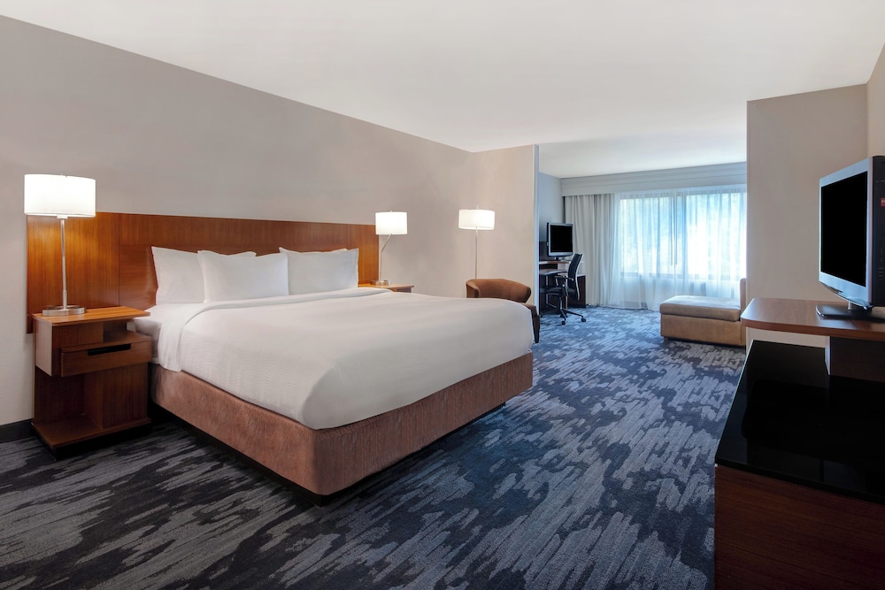 Fairfield Inn Amp Suites By Marriott Rochester West Greece 12/50