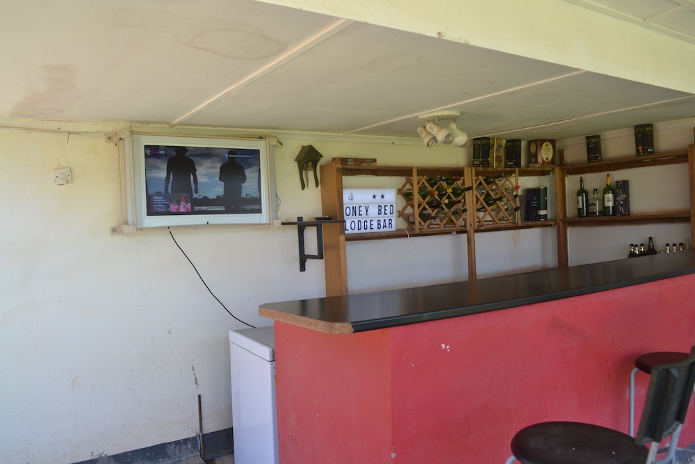 Honeybed Lodge 7/50