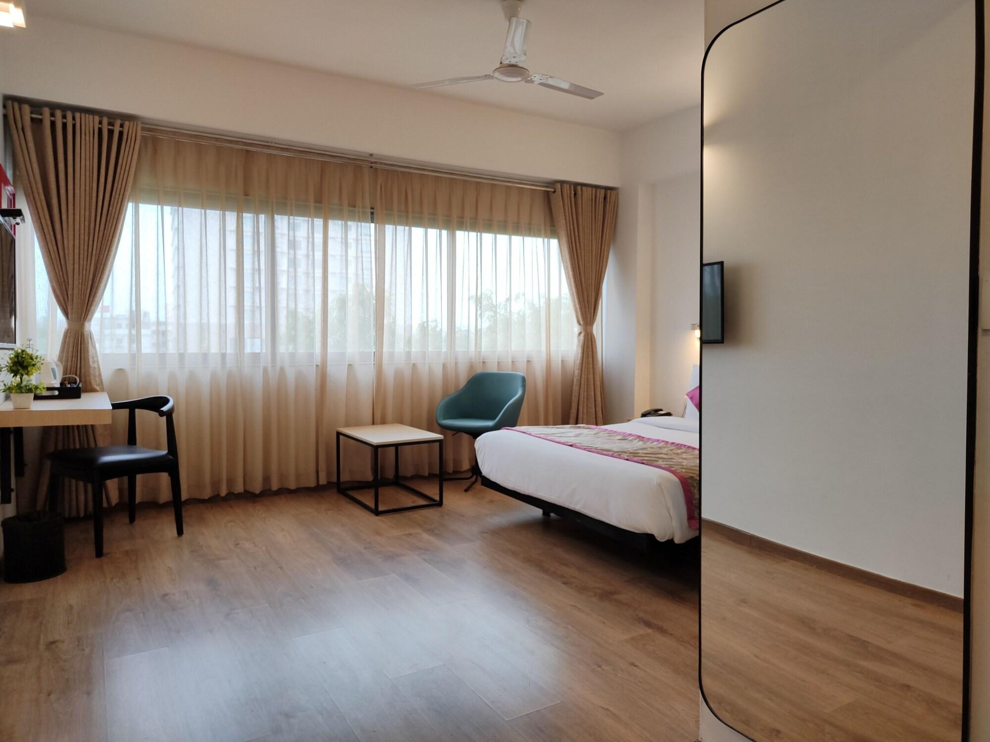 Kanak Beacon Hotel Ahmedabad 25/41