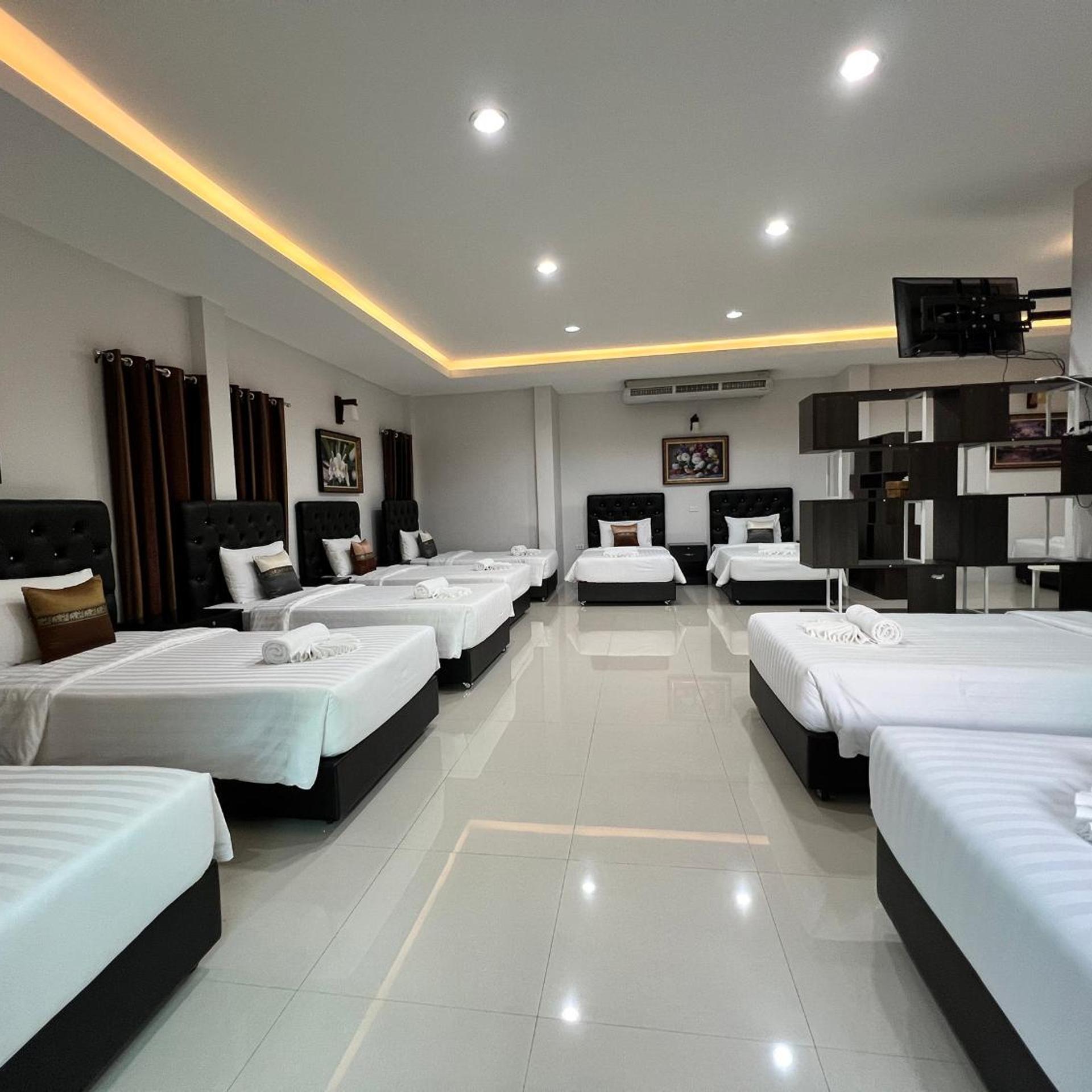 The Canal Garden Resort 11/60