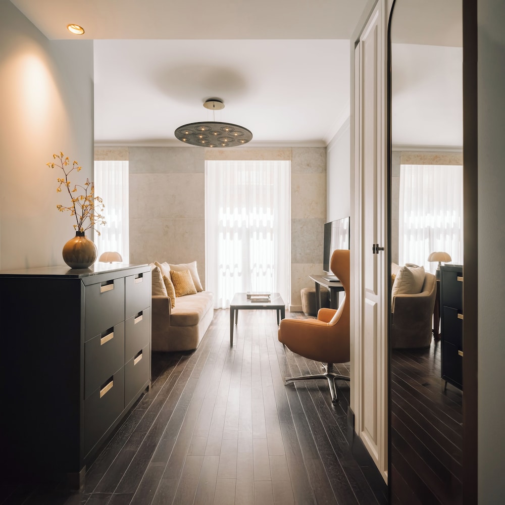 MYTHIC SANA Downtown Suites 9/50