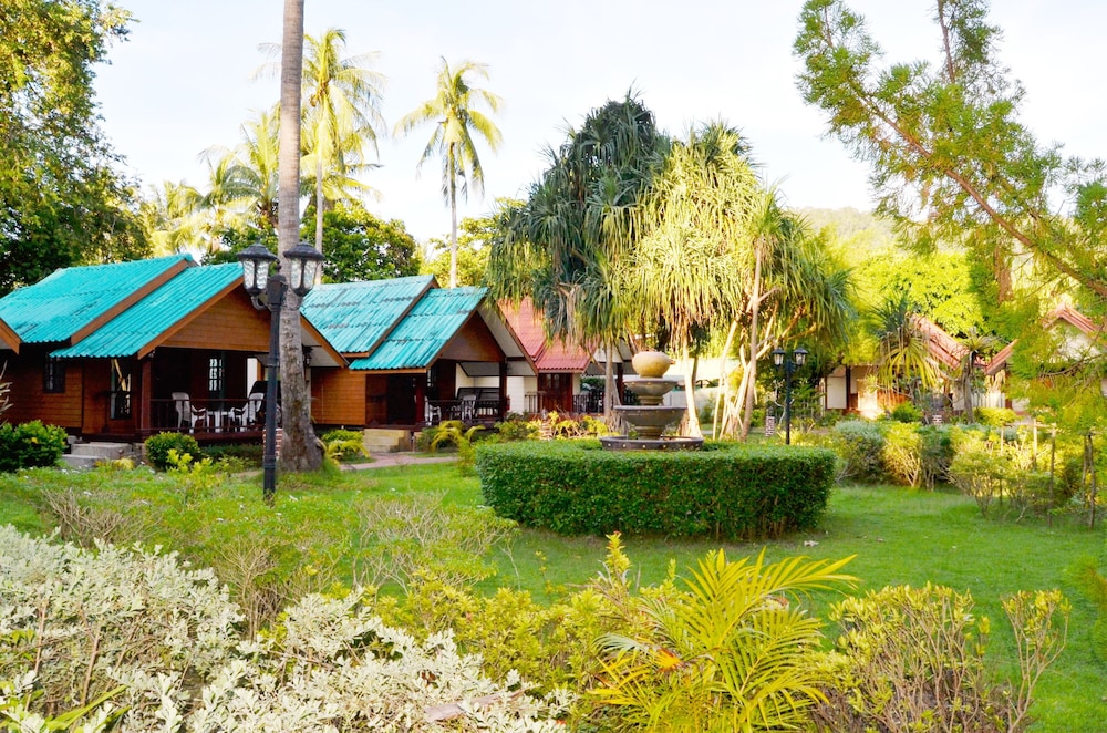 Sayang Beach Resort 53/60