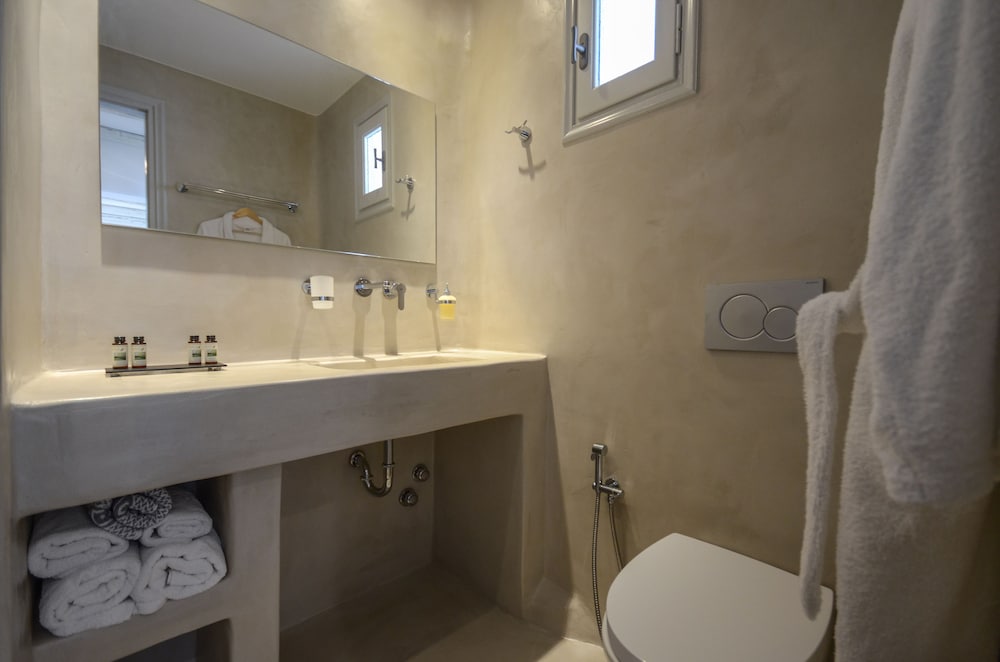 DELUXE, APARTMENT