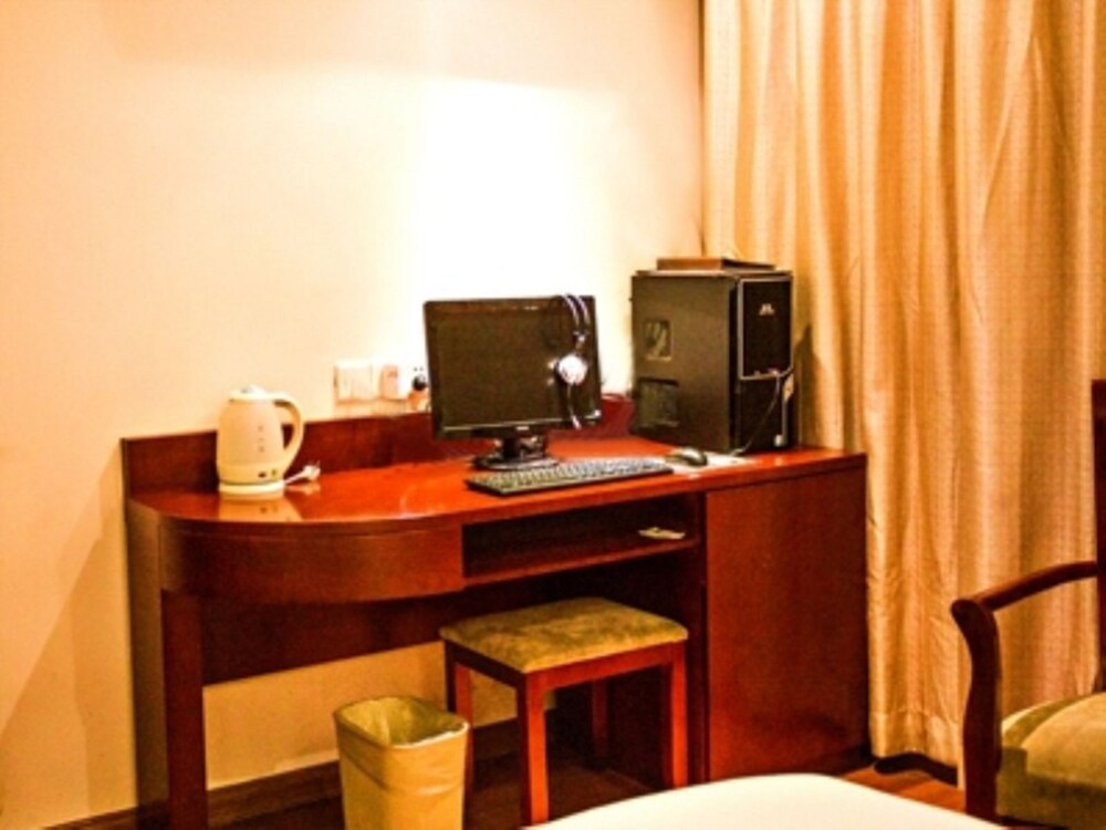 Greentree Inn Lianyungang Guanyun Wenzhou Shangmaocheng Express Hotel 17/19