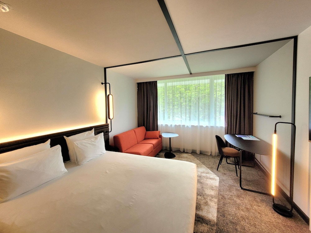 NOVOTEL LILLE AEROPORT 25/70