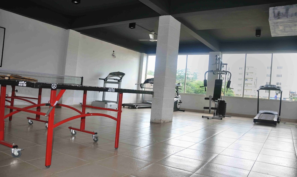 Hotel At Home Suites 25/40