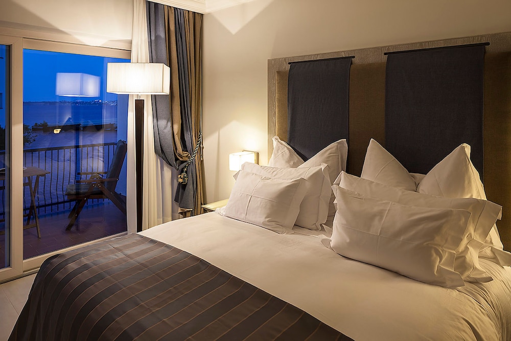 Punta Molino Beach and Resort Spa 25/82