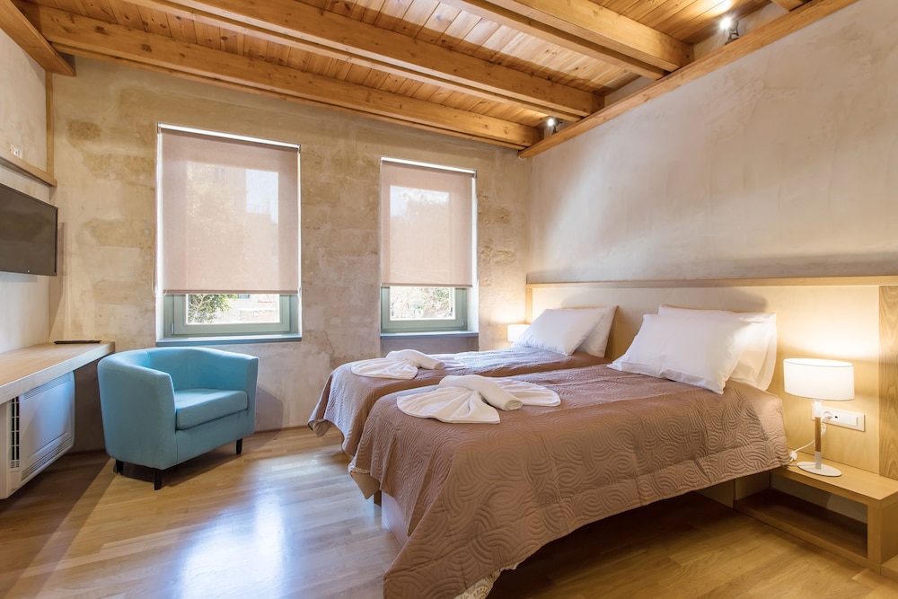 Polixenys Suites 7/46