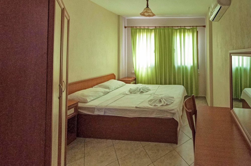 Minta Apart 32/62