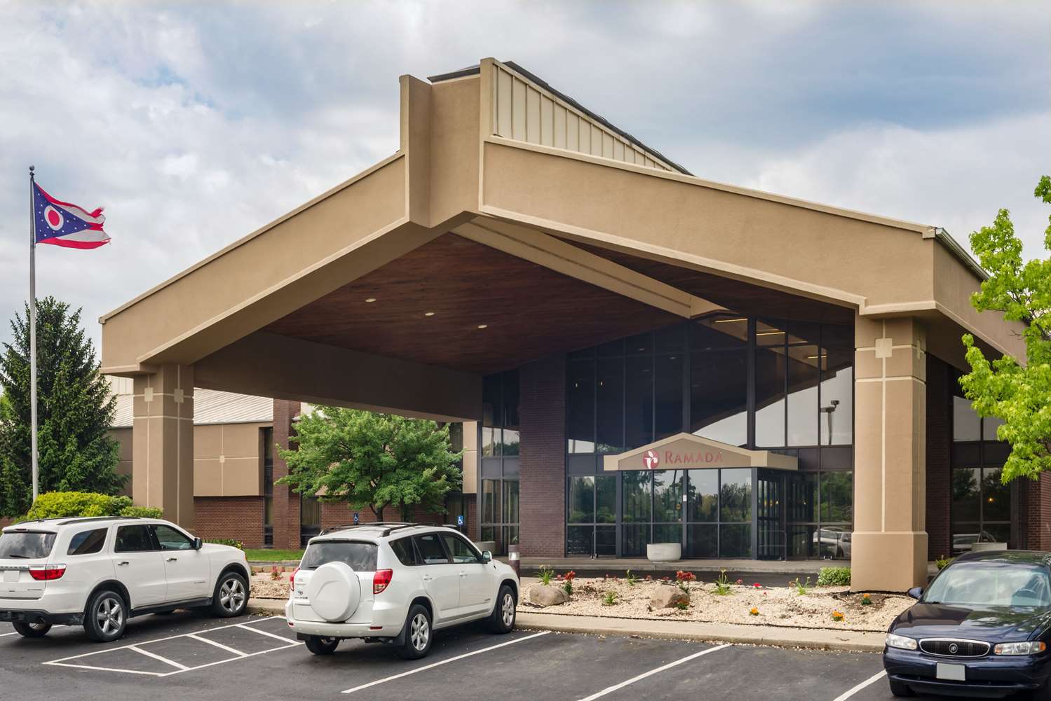 Ramada by Wyndham Columbus North 37/39