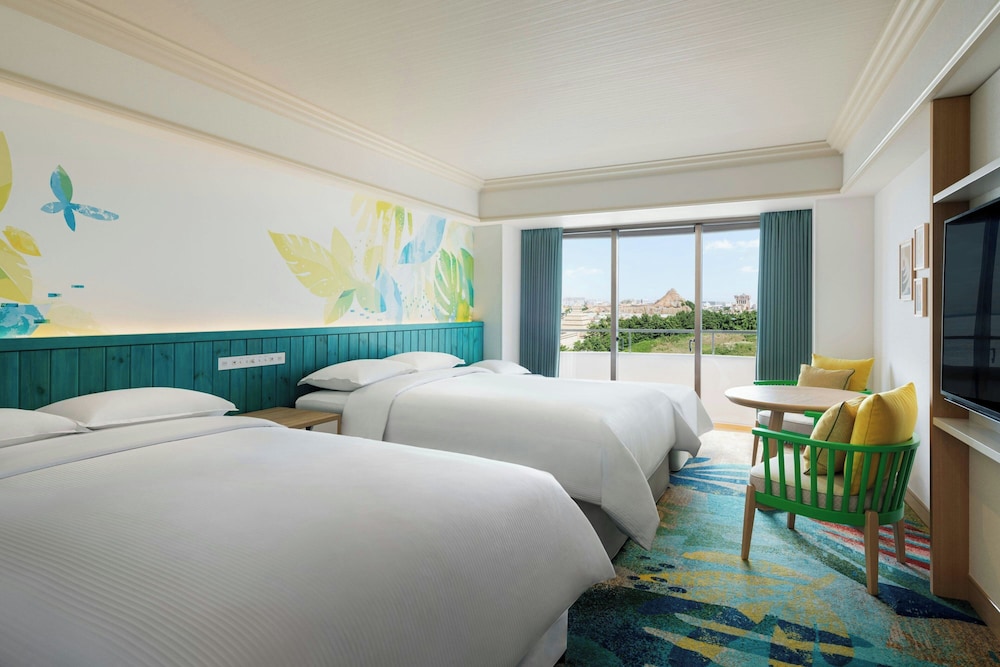 Room, 3 Beds, Bay View 2/7
