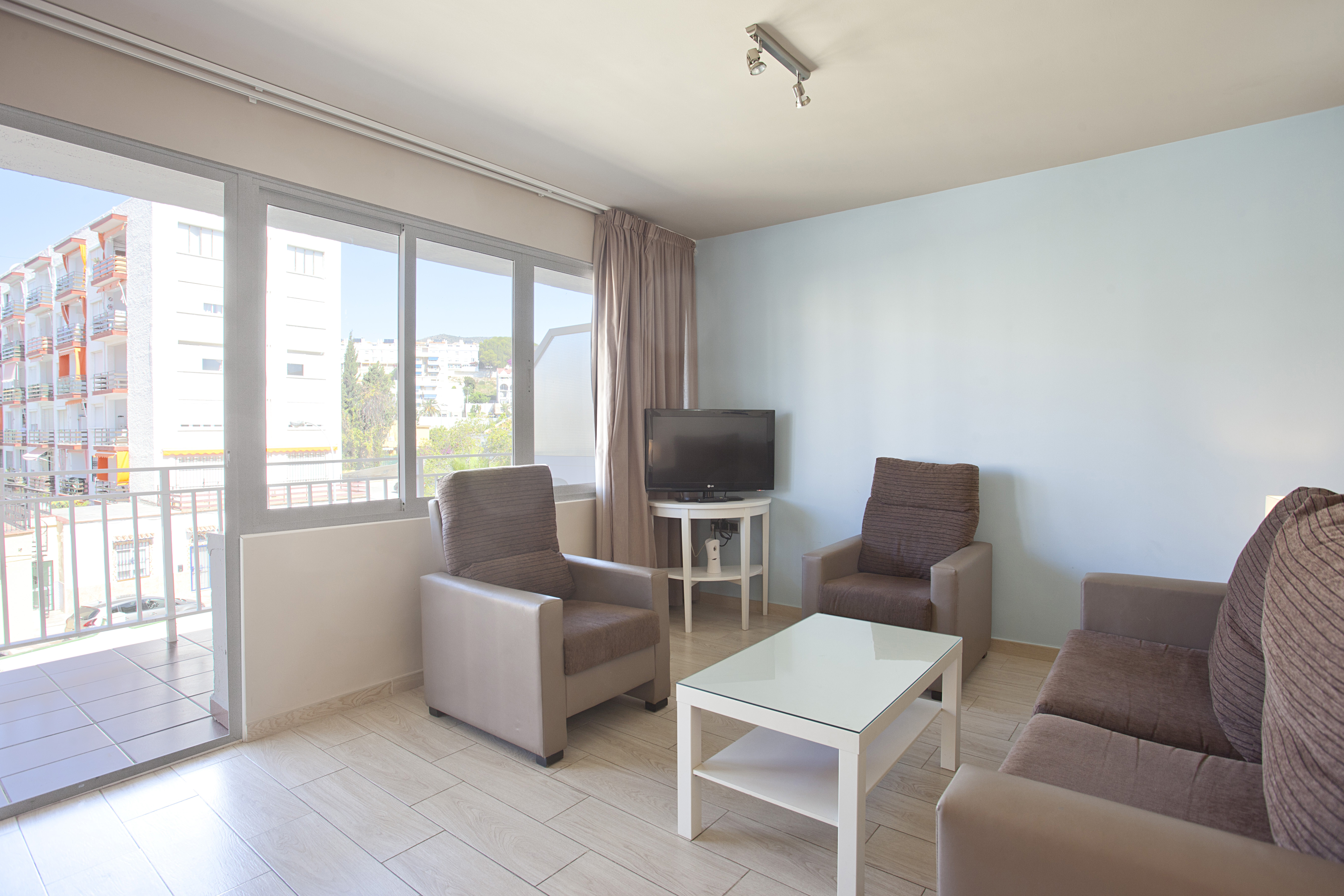 Ecuador Park Apartments 35/50