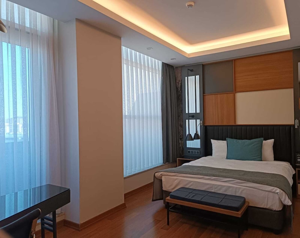 Expoist Hotel 27/67