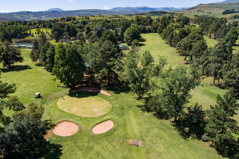 Gooderson Monks Cowl Golf Resort 39/50