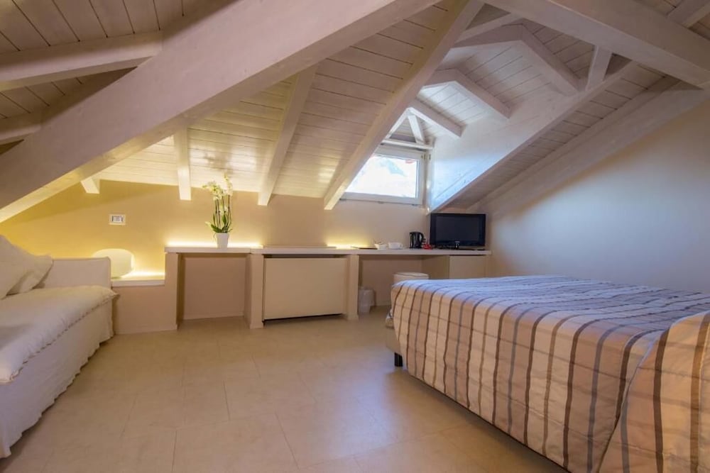 Hotel Don Ferrante 15/50