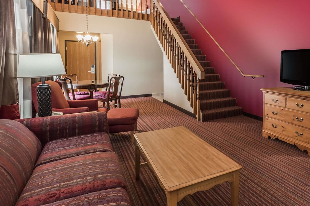 Baymont by Wyndham Mequon Milwaukee Area 25/33