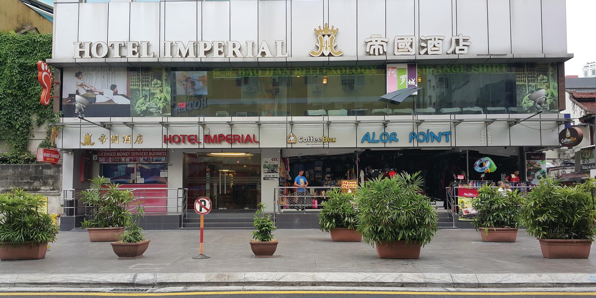 HOTEL IMPERIAL 2/18
