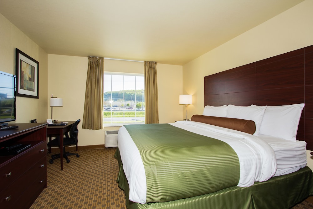 Cobblestone Inn Suites Corry Pa 18/70
